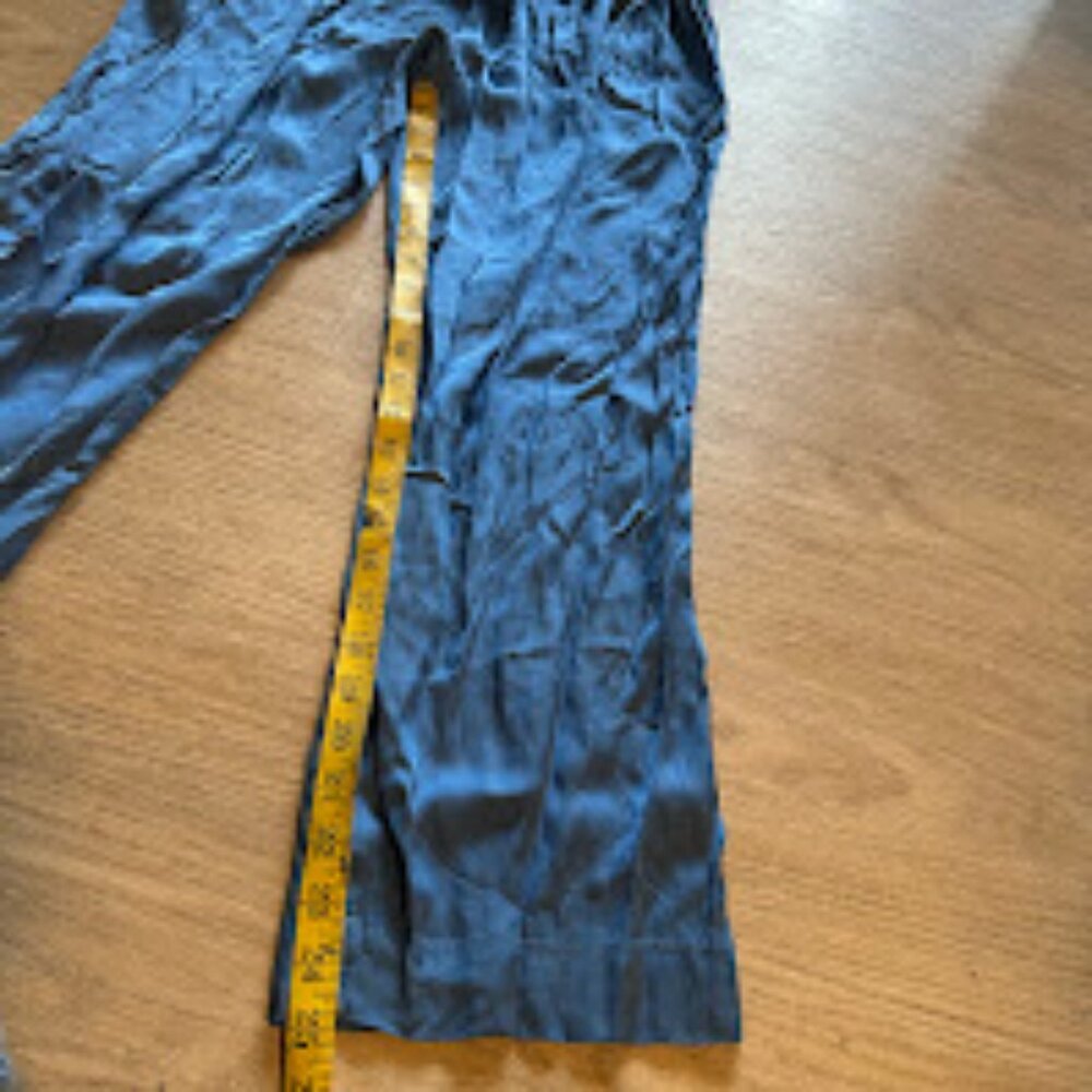 Velvet by Graham & Spencer satin viscose wide leg pant blue - Picture 2 of 4